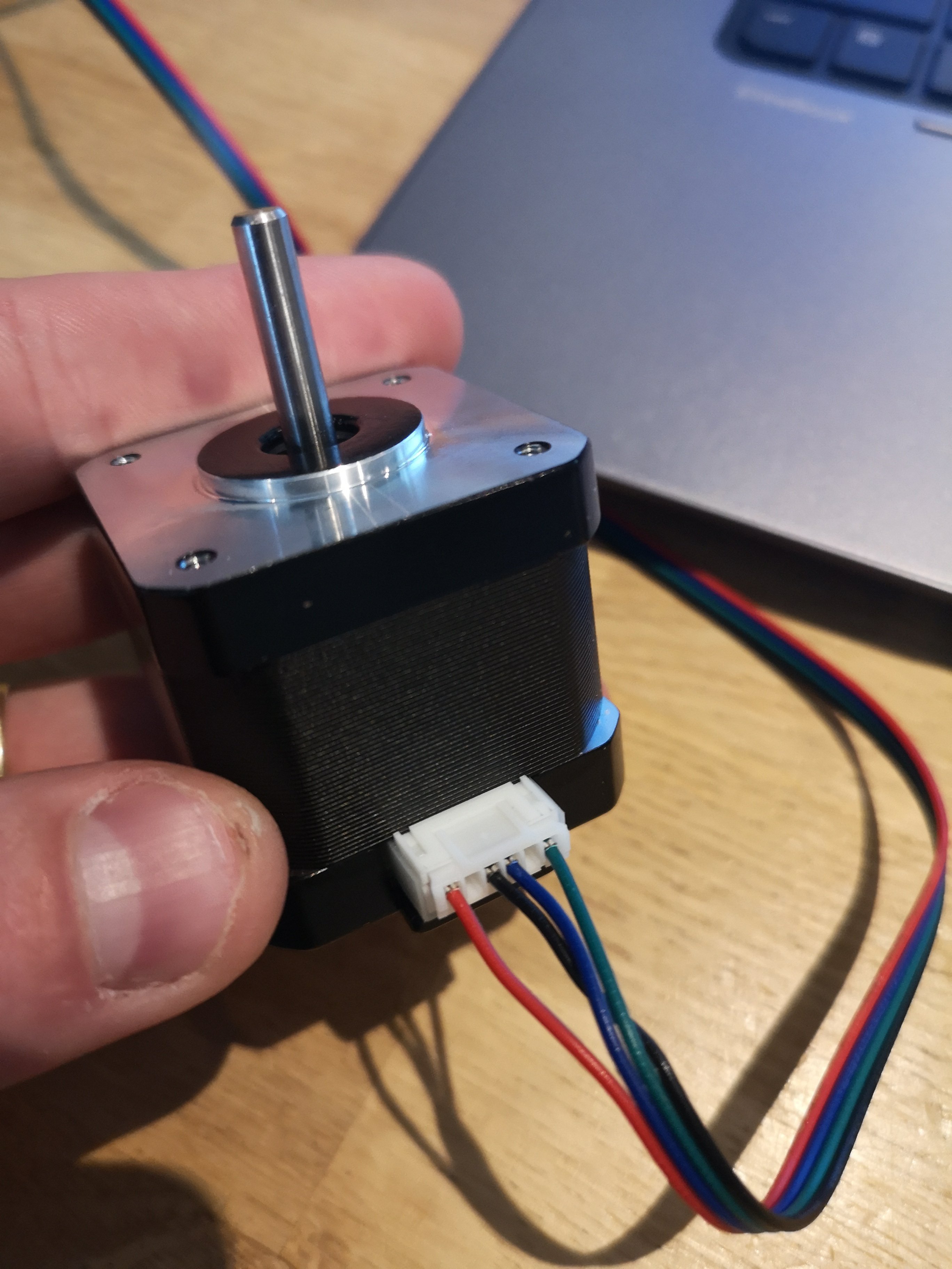 Received differtent stepper motors - Troubleshooting - V1 Engineering Forum